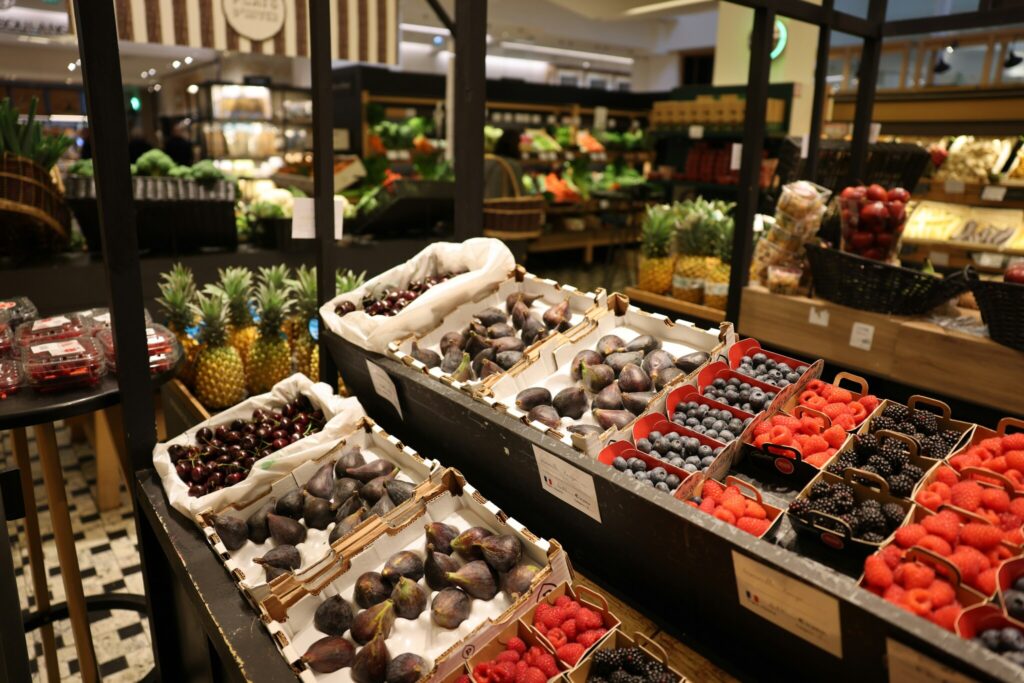 Singapore Supermarket : Premium gourmet sections offering imported delicacies
