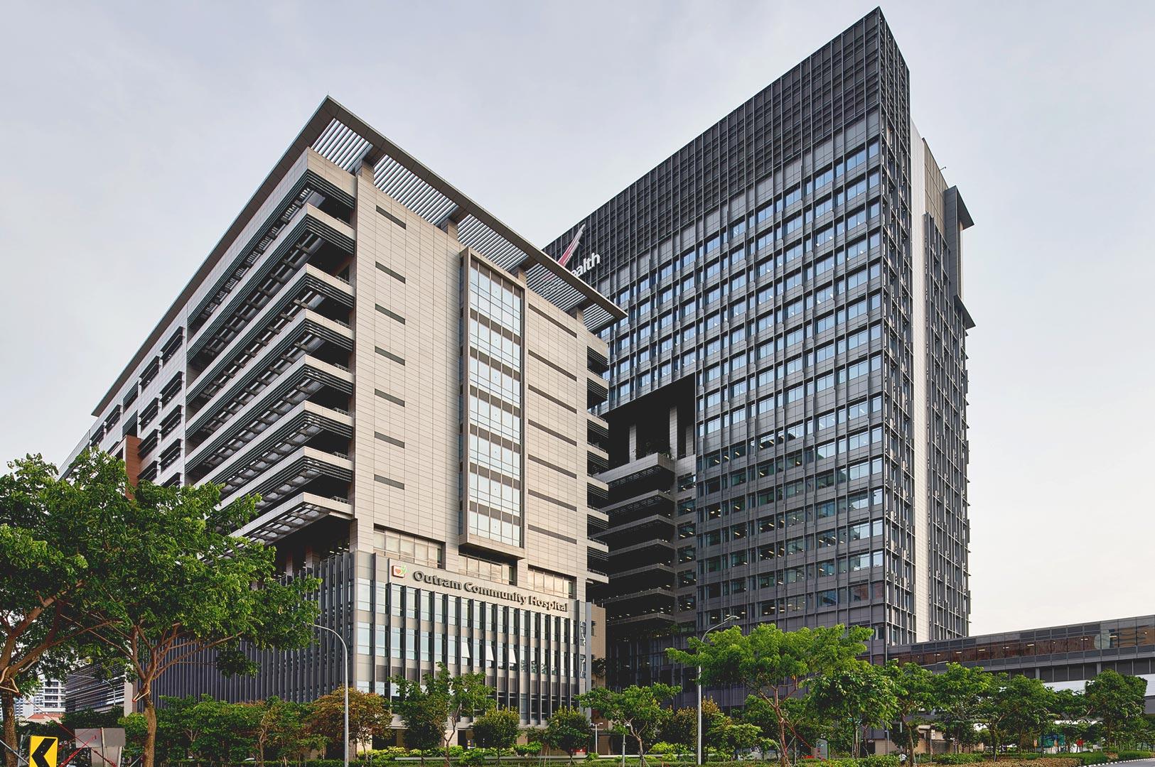 Modern public hospital building in Singapore’s healthcare system.