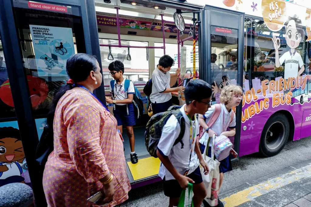 Singapore students commuting to school public bus daily school transport student life Singapore